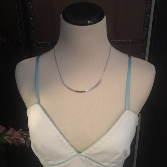 Express stretch white dress with blue edging sz 6 - Picture 2 of 5